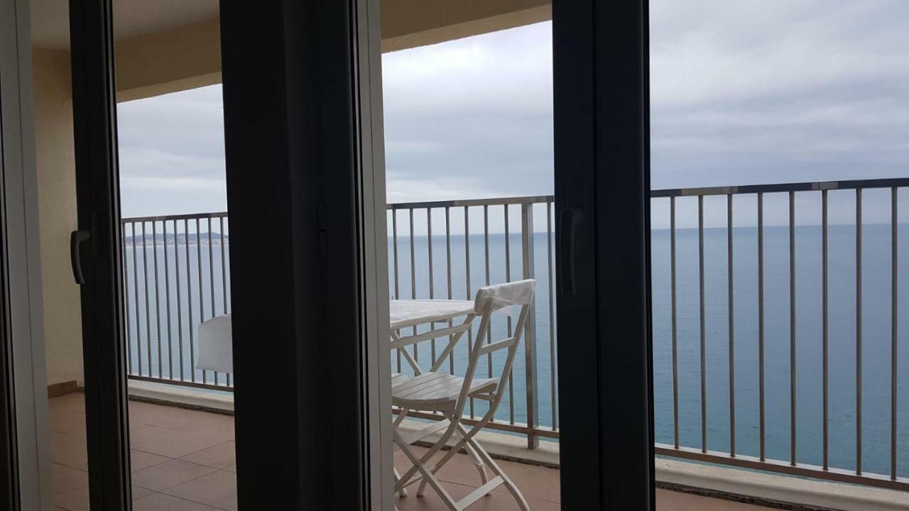 Apartamento En Primera Linia Vistas Al Mar Platja d'Aro Bagian luar foto